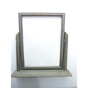 Vintage Wood Picture Frame on Stand Pivots 6.5" x 8.5"
